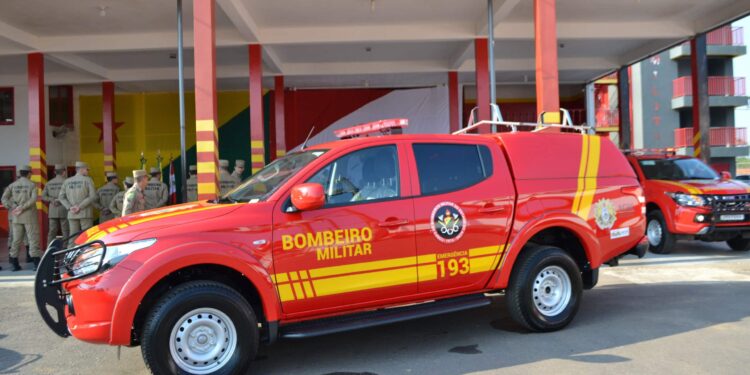 Defesa Civil orienta população a acionar 193 para pedidos de socorro durante alagamentos em Rio Branco