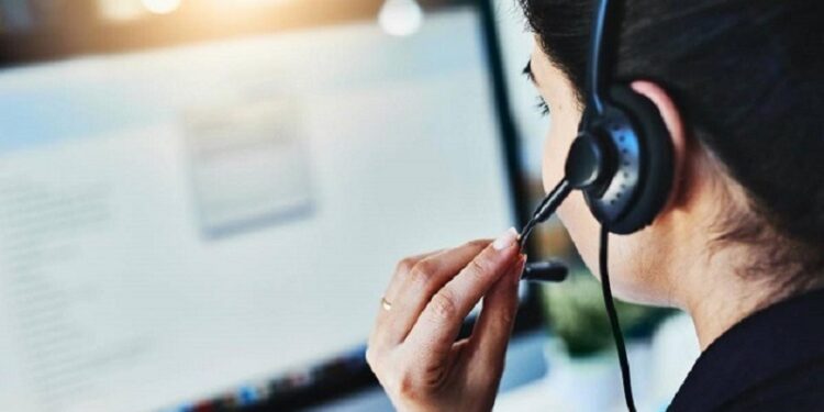 Sine disponibiliza 100 vagas para atendente de telemarketing entre as oportunidades desta segunda; veja