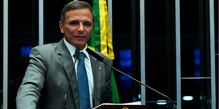 Marcio Bittar critica ministros do STF e cita suposta viagem de Dias Toffoli em avião ligado a investigado