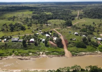 Três caçadores estão desaparecidos após se perderem em área de floresta no interior do Acre