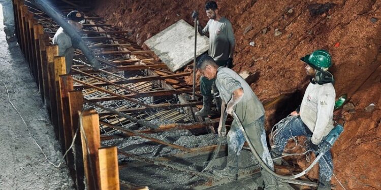 Concretagem do viaduto do Complexo Viário da Avenida Ceará é concluída