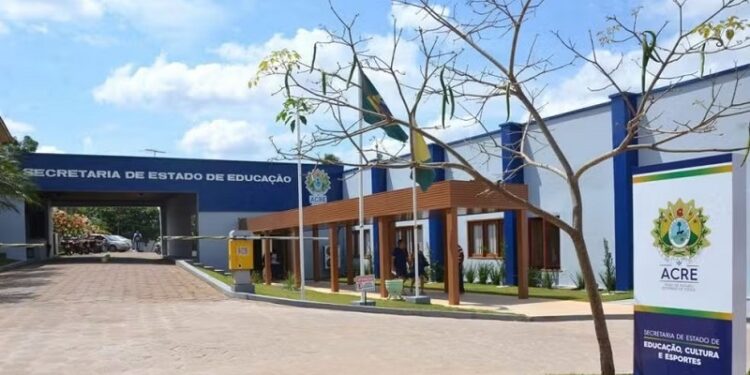 Novo processo seletivo da Educação provoca questionamentos de profissionais no Acre