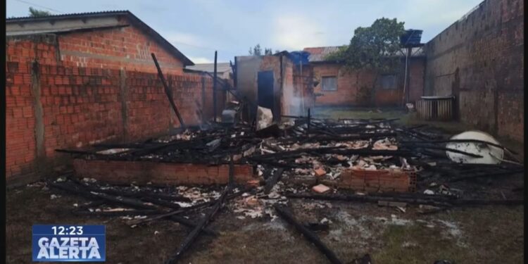 “O bairro todo está em desespero”, diz morador após incêndios criminosos no Belo Jardim